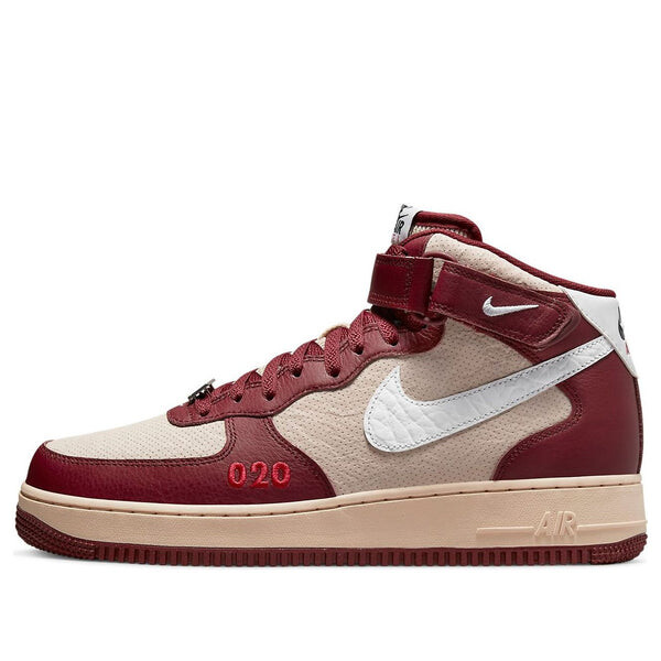 Кроссовки air force 1 mid Nike, бежевый
Кроссовки air force 1 mid Nike, бежевый