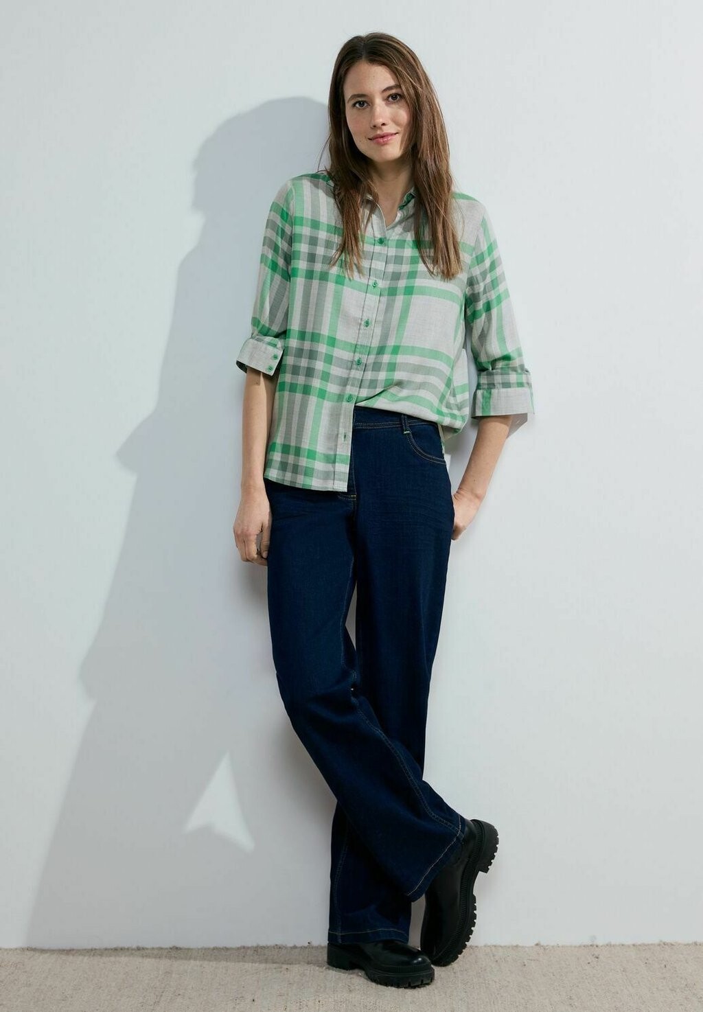 Рубашка-блузка KARO Cecil, пестрый серый
Рубашка-блузка KARO Cecil, пестрый серый