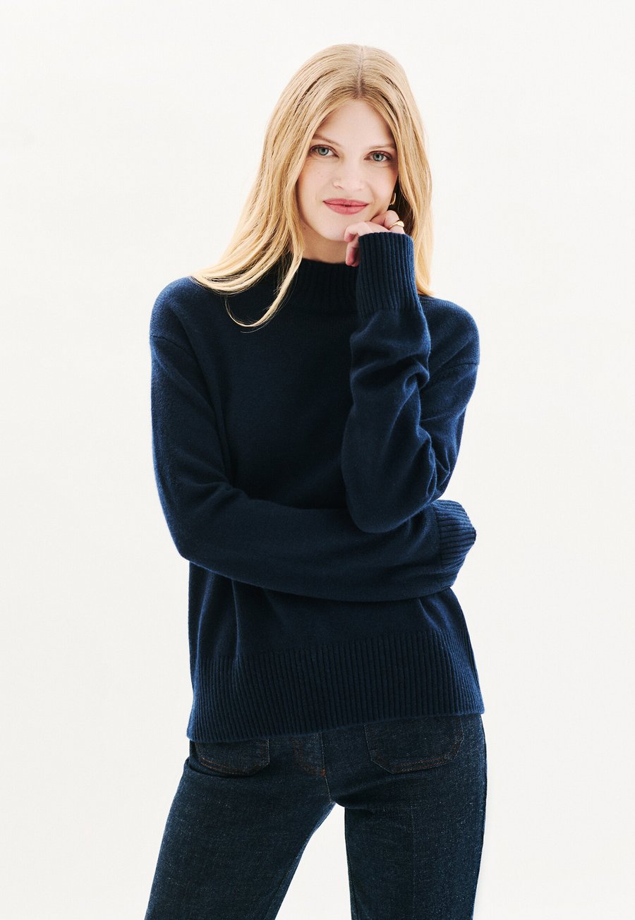 Джемпер Caroll Jumper, Bleu Marine/Blue
Джемпер Caroll Jumper, Bleu Marine/Blue