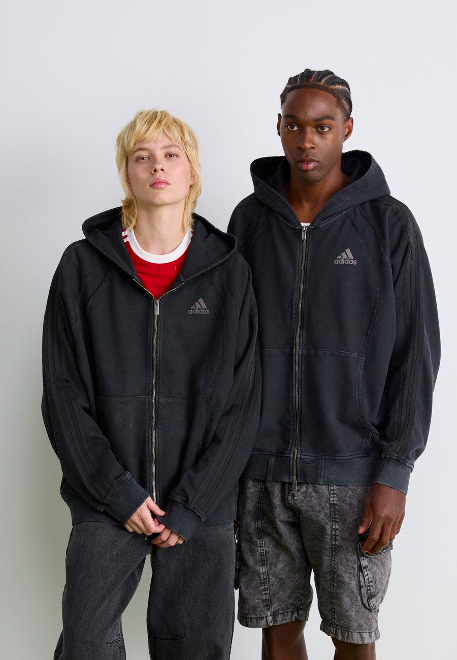 Толстовка Adidas Originals LENIUM, Black
Толстовка Adidas Originals LENIUM, Black