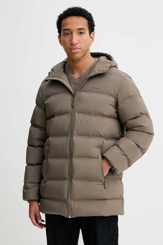 Пуховик Calvin Klein, коричневый
Пуховик Calvin Klein, коричневый
