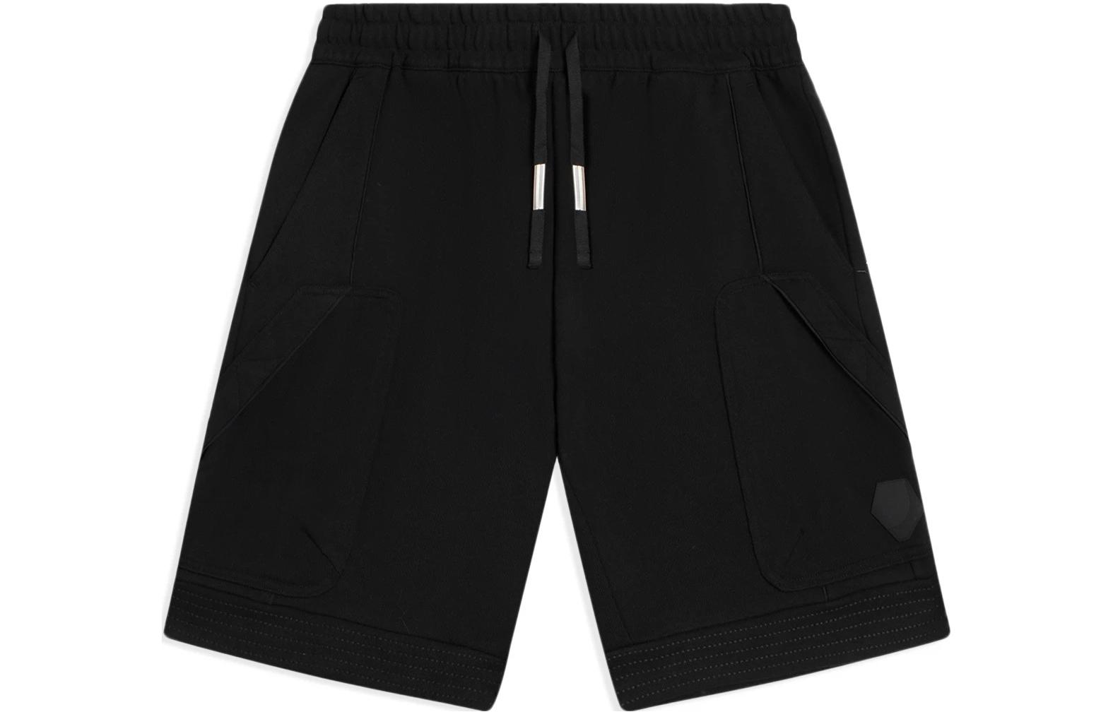 LiNing Повседневные шорты мужские черные
LiNing Повседневные шорты мужские черные