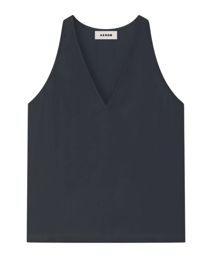 Атласный топ с V-образным вырезом от Real Aeron, черный
Атласный топ с V-образным вырезом от Real Aeron, черный