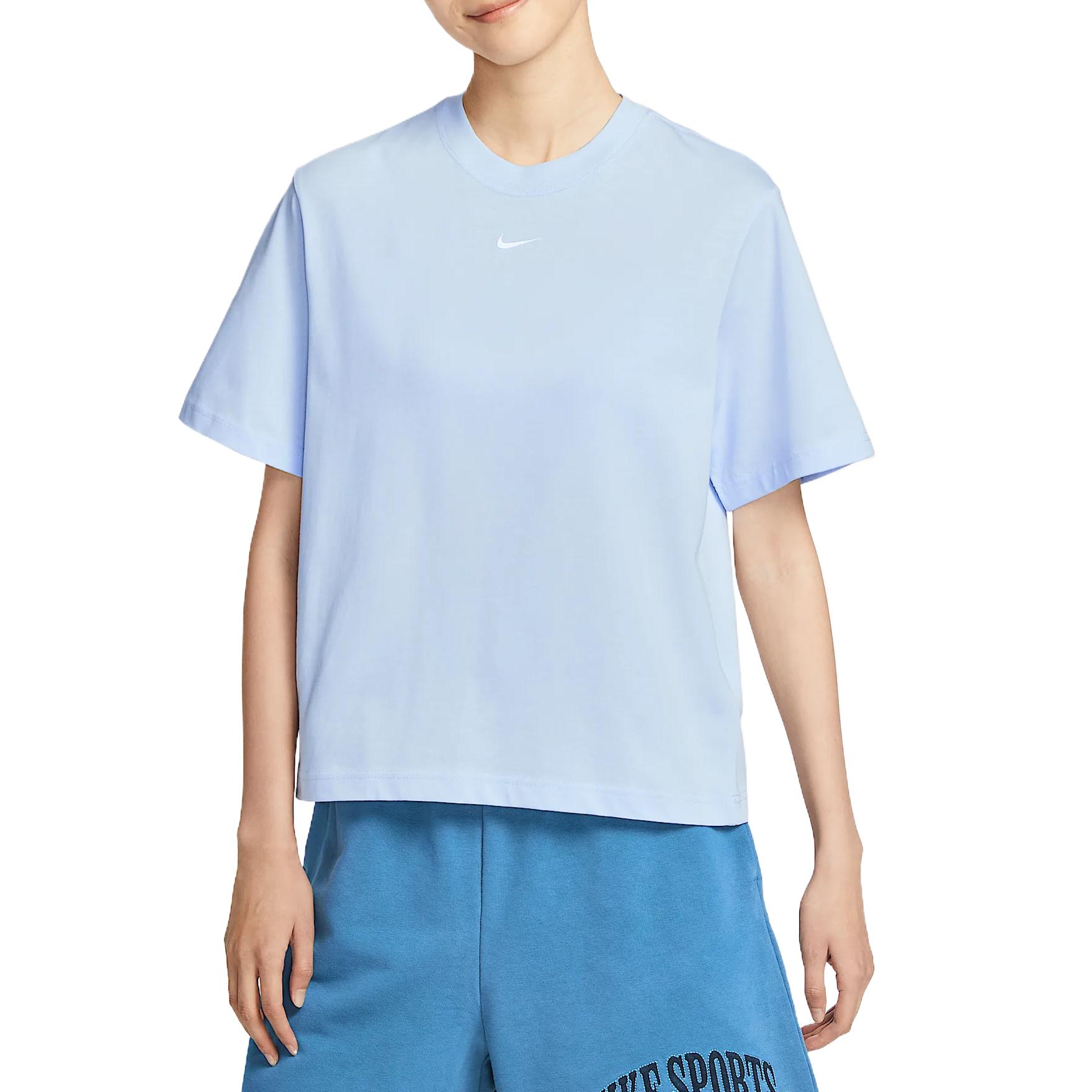 Футболка Sportswear Regular женская фиолетово-синяя Nike, фиолетовый/синий
Футболка Sportswear Regular женская фиолетово-синяя Nike, фиолетовый/синий