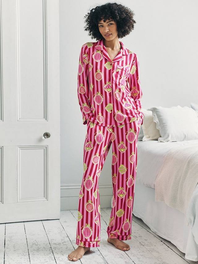 Рождественские пижамы с пуговицами и длинными штанами Chelsea Peers, Red
Рождественские пижамы с пуговицами и длинными штанами Chelsea Peers, Red