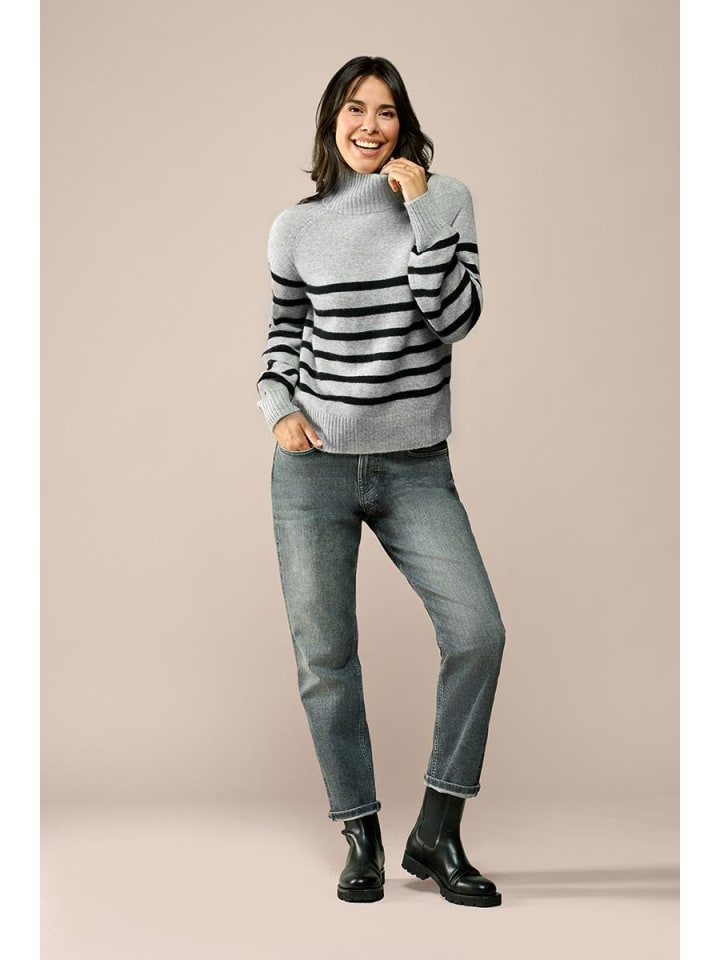 Полосатый свитер Кэролайн Тенсен Дэнвилл, серый/черный Mart Visser
Полосатый свитер Кэролайн Тенсен Дэнвилл, серый/черный Mart Visser