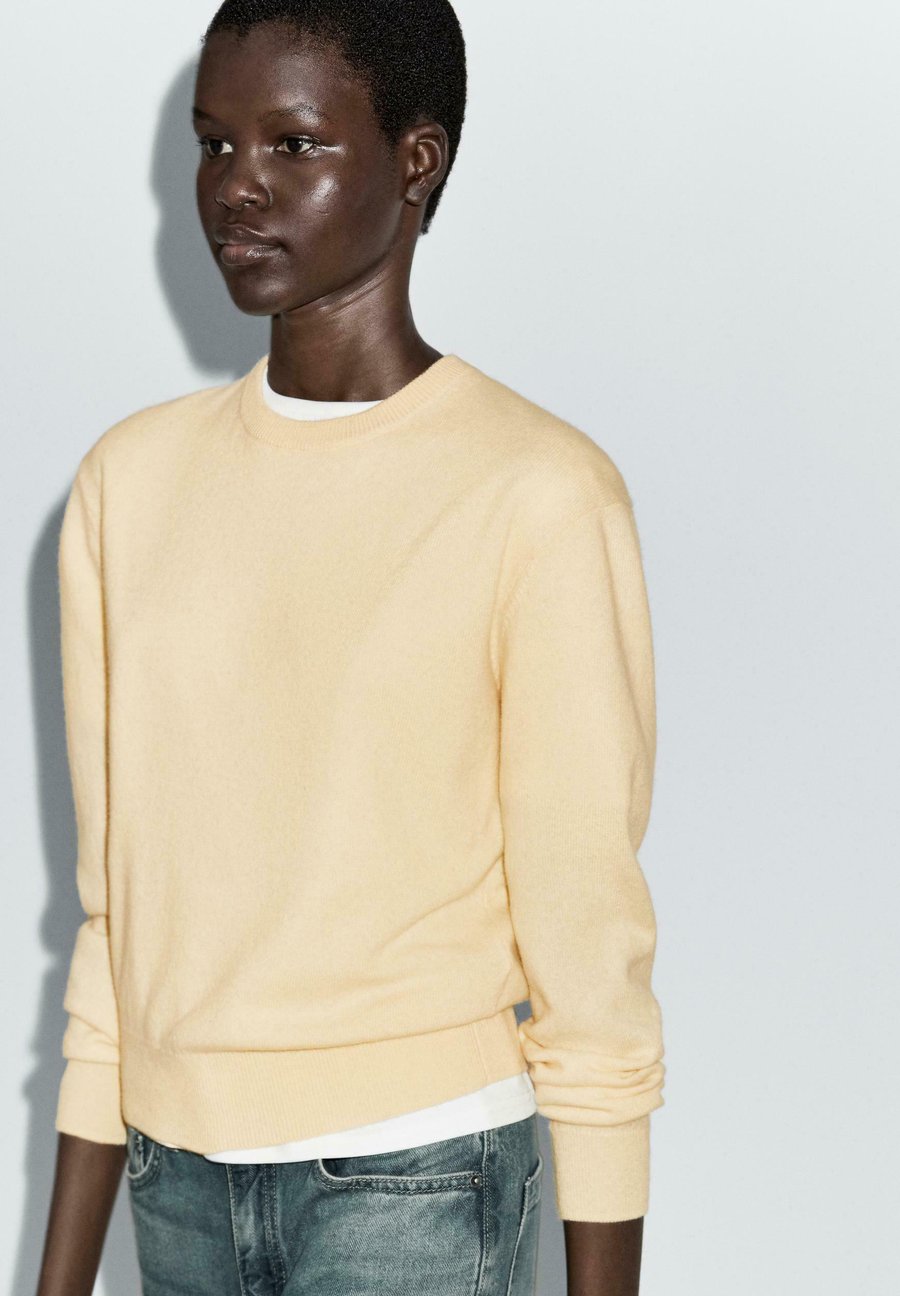 Джемпер Massimo Dutti CREW NECK SWEATER, Yellow
Джемпер Massimo Dutti CREW NECK SWEATER, Yellow