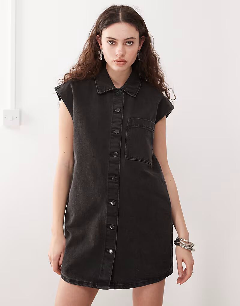 Мини-платье Noisy May из денима без рукавов черного цвета
Мини-платье Noisy May из денима без рукавов черного цвета