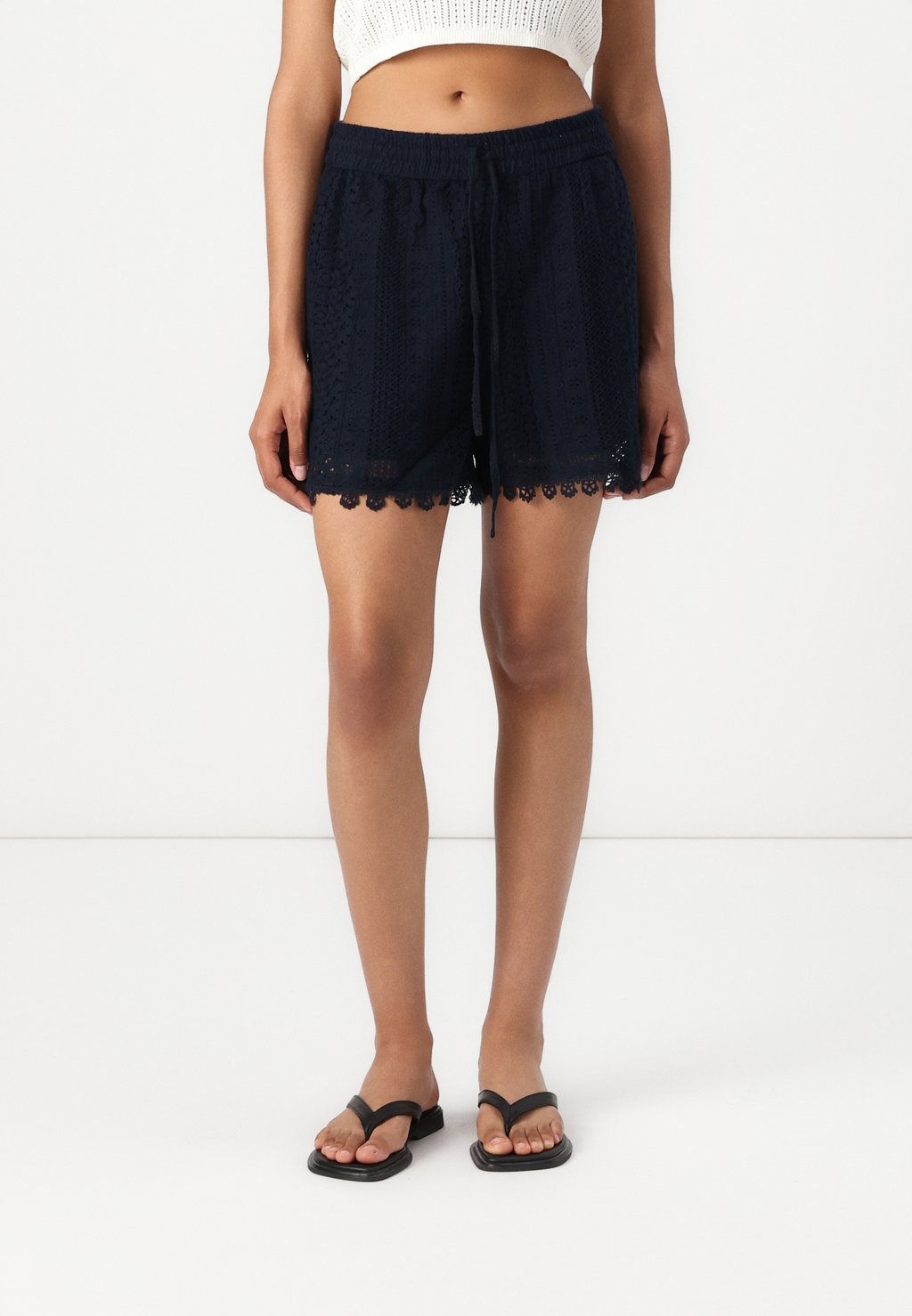 Шорты ONLHELENA STRING ONLY, темно-синий
Шорты ONLHELENA STRING ONLY, темно-синий