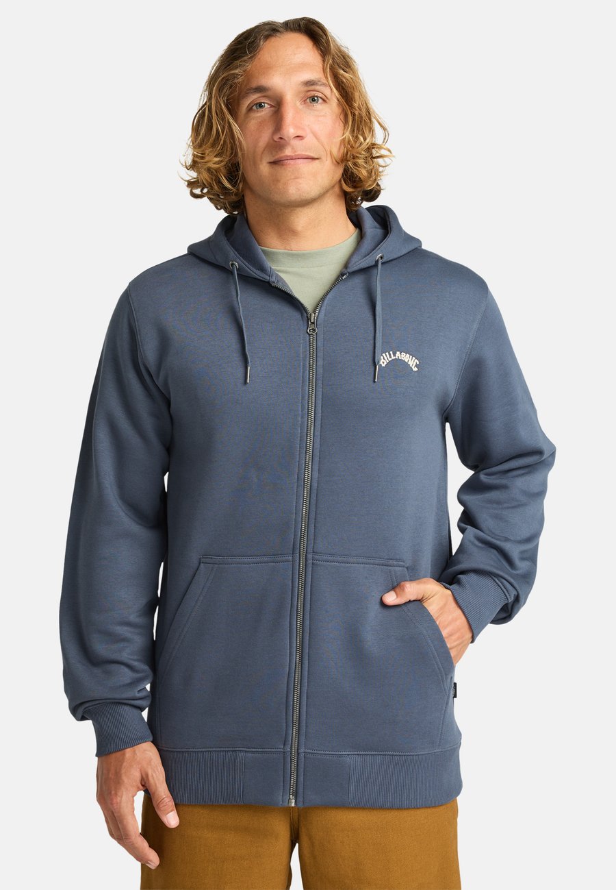 Толстовка Billabong ARCH ZH, Krq/Black
Толстовка Billabong ARCH ZH, Krq/Black