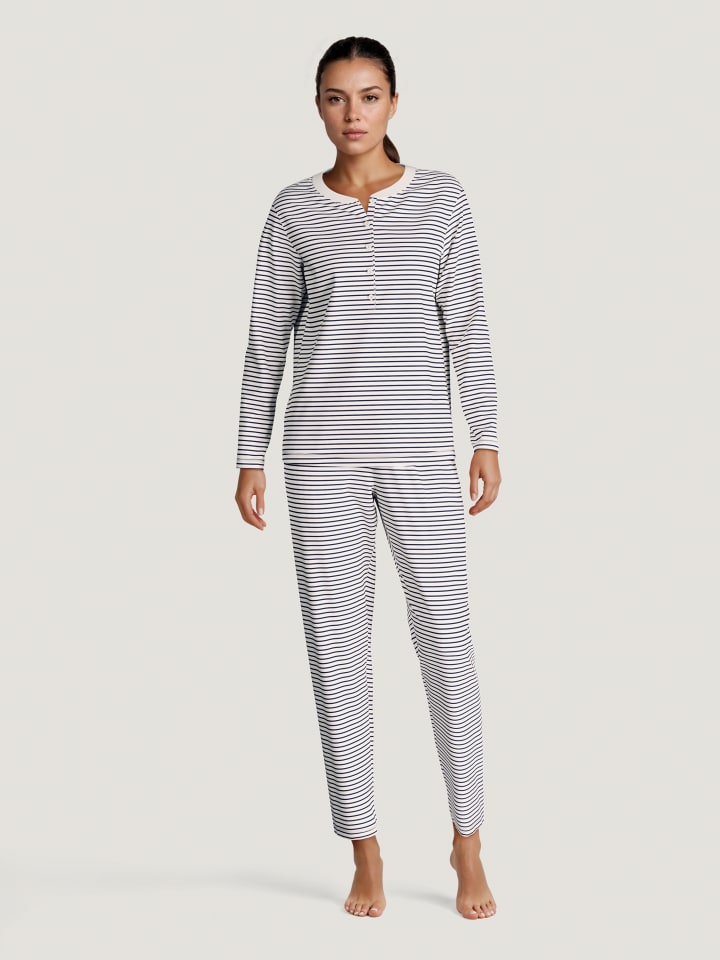 Пижама Calida, цвет star white print
Пижама Calida, цвет star white print