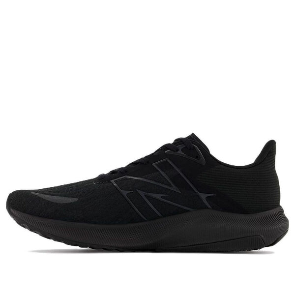 Кроссовки fuelcell propel v3 New Balance, черный
Кроссовки fuelcell propel v3 New Balance, черный