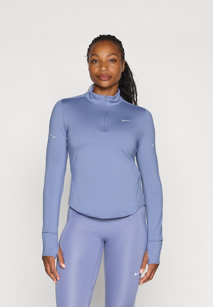 Топ Nike Performance SWIFT TOP, World Indigo/Reflective Silver-Coloured/Blue
Топ Nike Performance SWIFT TOP, World Indigo/Reflective Silver-Coloured/Blue