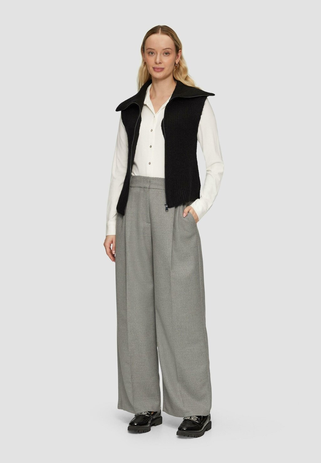 Кардиган s.Oliver BLACK LABEL, черный
Кардиган s.Oliver BLACK LABEL, черный