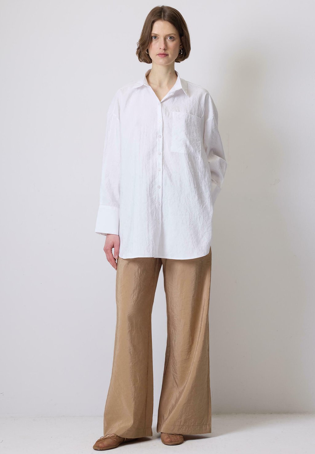 Блузка на пуговицах Touché Privé, белый
Блузка на пуговицах Touché Privé, белый