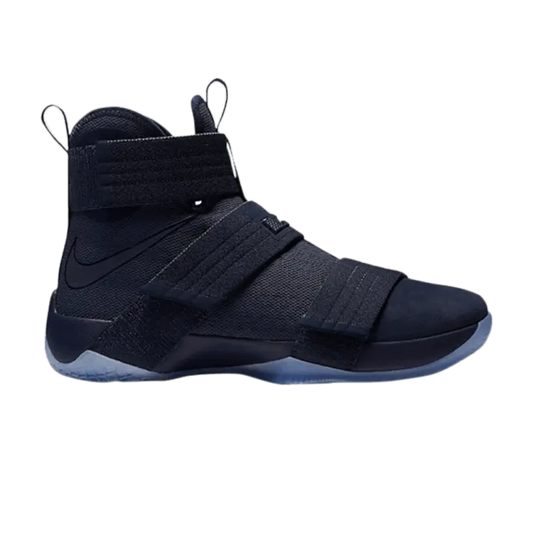 Кроссовки LeBron Soldier 10 SFG EP, синий
Кроссовки LeBron Soldier 10 SFG EP, синий