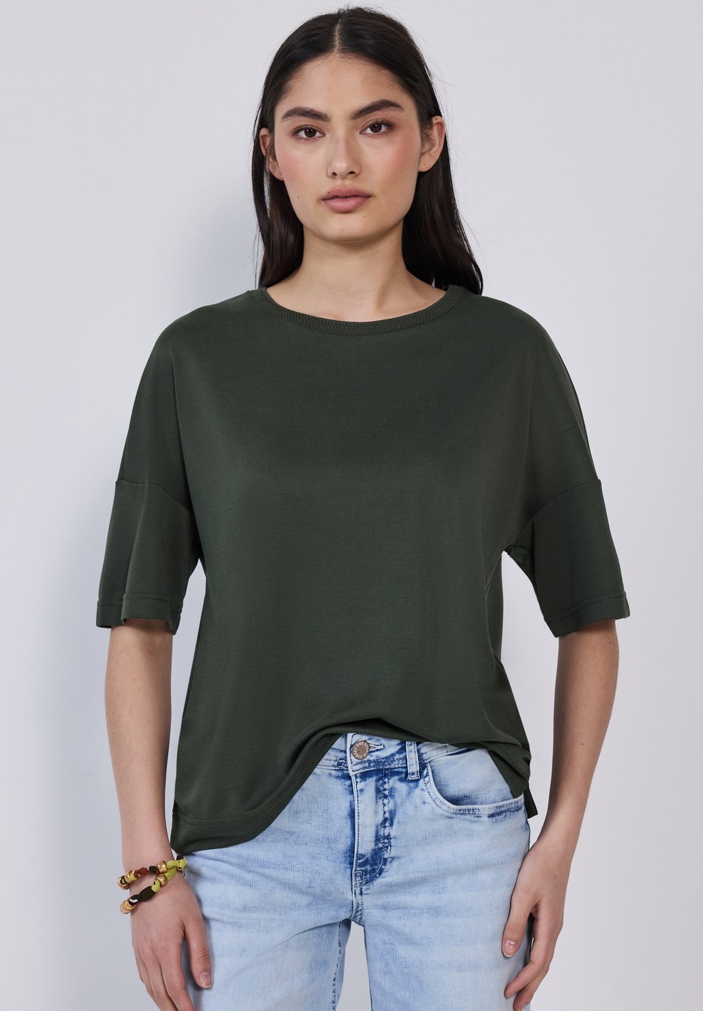 Базовая футболка LÄSSIGES Street One Studio, цвет Grün
Базовая футболка LÄSSIGES Street One Studio, цвет Grün