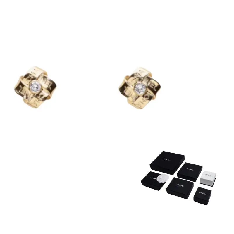 CHANEL Серьги-гвоздики унисекс Gold
CHANEL Серьги-гвоздики унисекс Gold