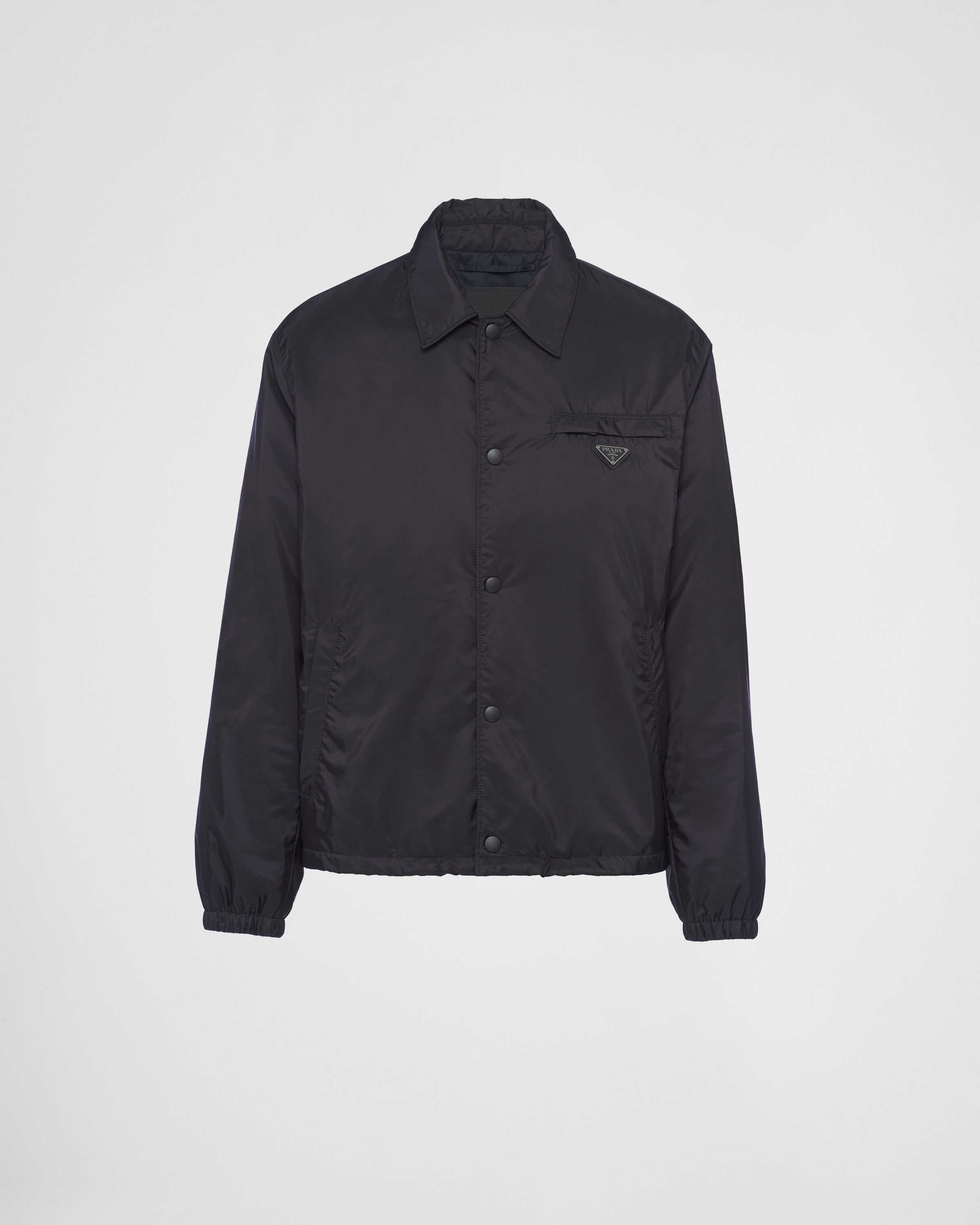 Блузон из переработанного нейлона Prada, черный
Блузон из переработанного нейлона Prada, черный