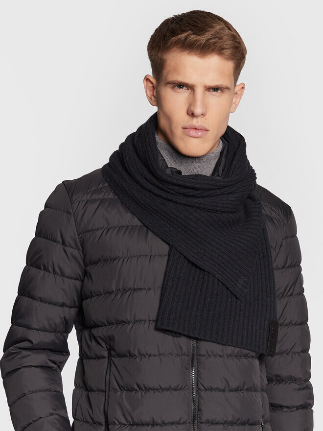 Шарф Calvin Klein, черный
Шарф Calvin Klein, черный