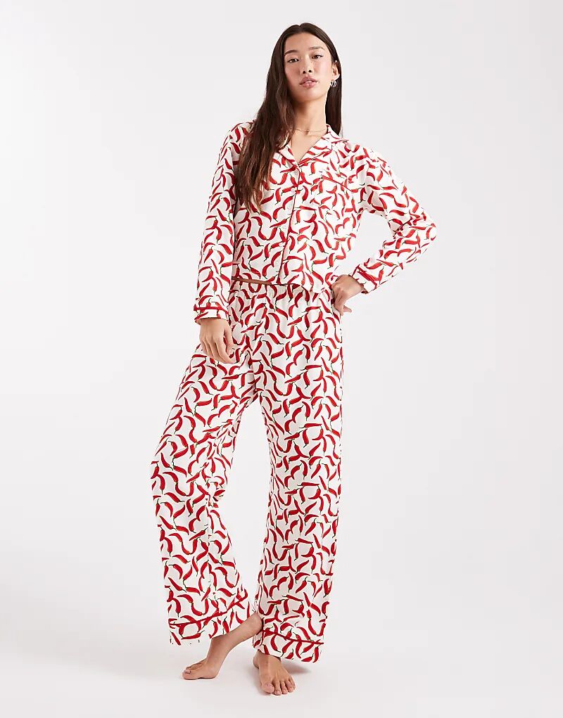 Пижамный комплект Wednesday's Girl с длинными рукавами, рубашкой и брюками в цвете «чили»
Пижамный комплект Wednesday's Girl с длинными рукавами, рубашкой и брюками в цвете «чили»