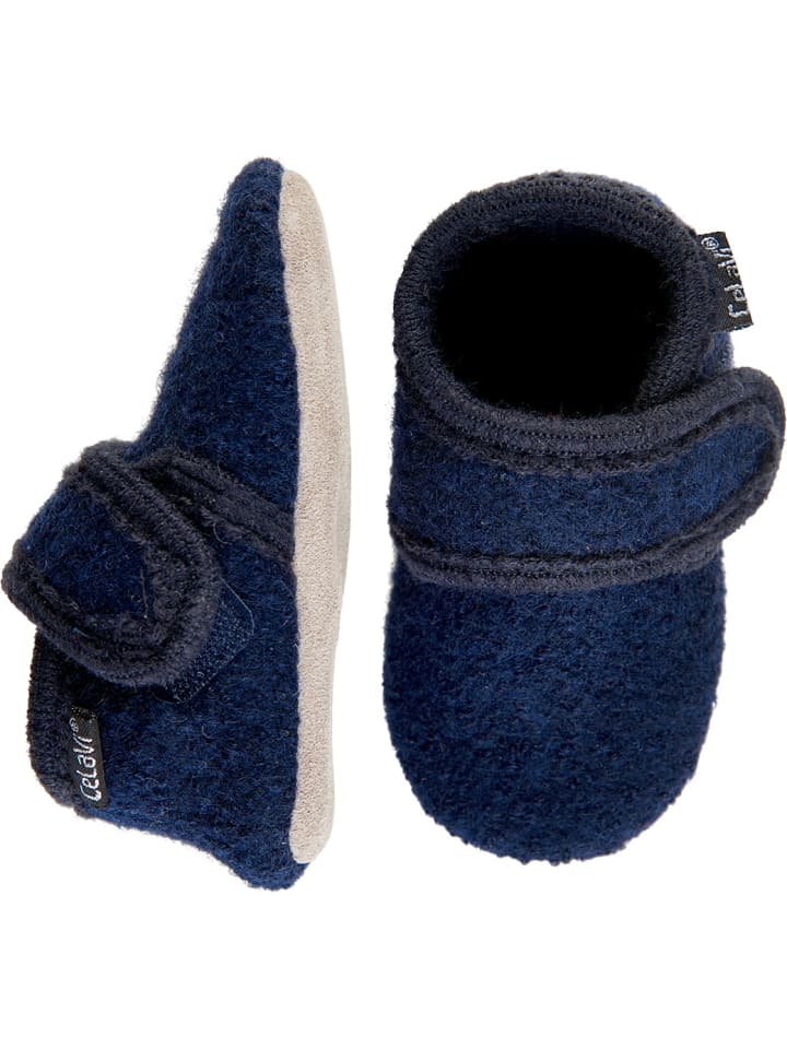 Детские тапочки синего цвета CeLaVi
Детские тапочки синего цвета CeLaVi