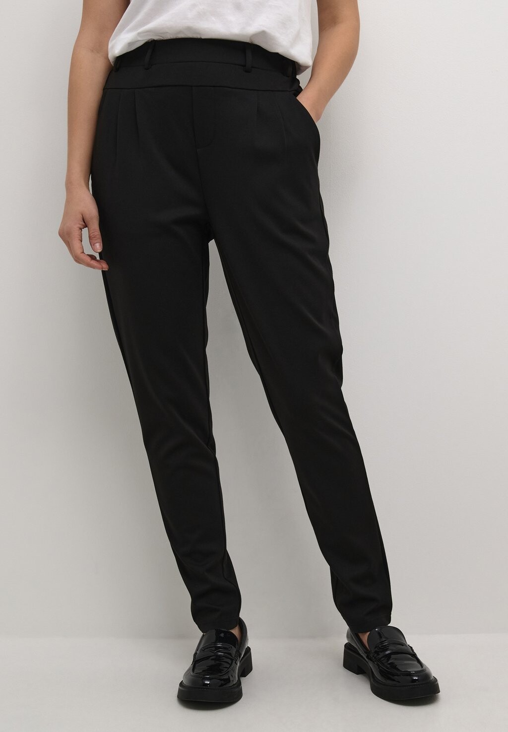 Брюки AJENNY Kaffe, цвет black deep
Брюки AJENNY Kaffe, цвет black deep