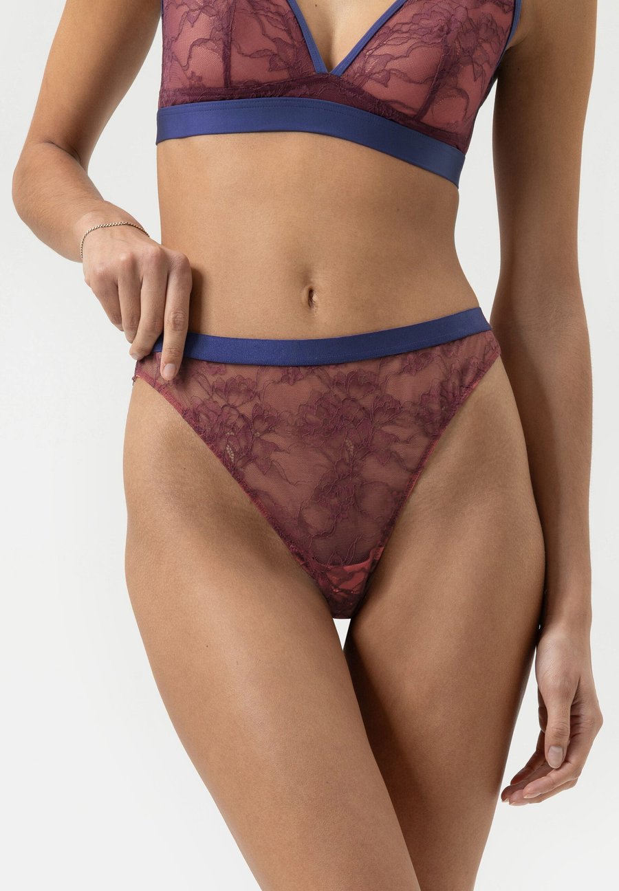 Трусы mey SERIE POETRY STYLE, Boysenberry/Dark Red
Трусы mey SERIE POETRY STYLE, Boysenberry/Dark Red