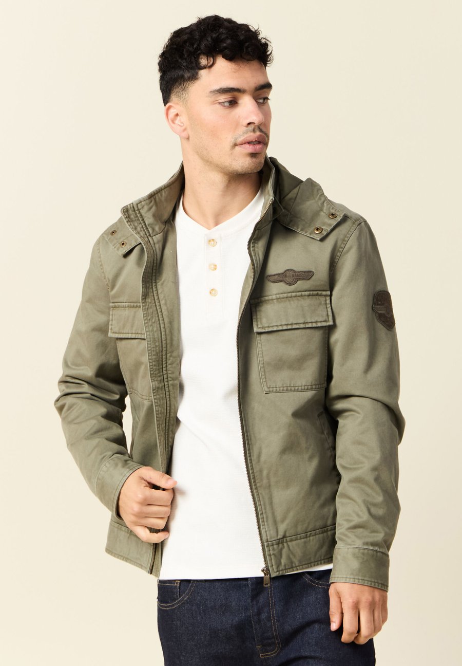 Куртка BONOBO Jeans MIT KAPUZE, Vert Kaki/Khaki
Куртка BONOBO Jeans MIT KAPUZE, Vert Kaki/Khaki