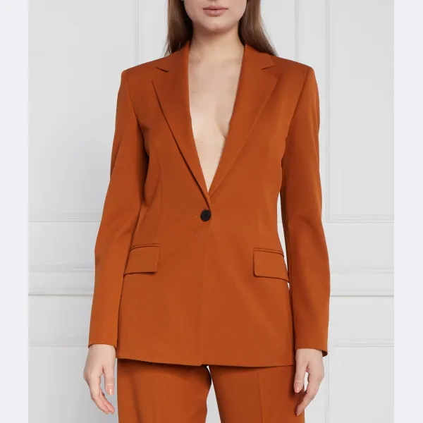 Элегантная куртка-атана классического кроя Hugo, коричневый
Элегантная куртка-атана классического кроя Hugo, коричневый