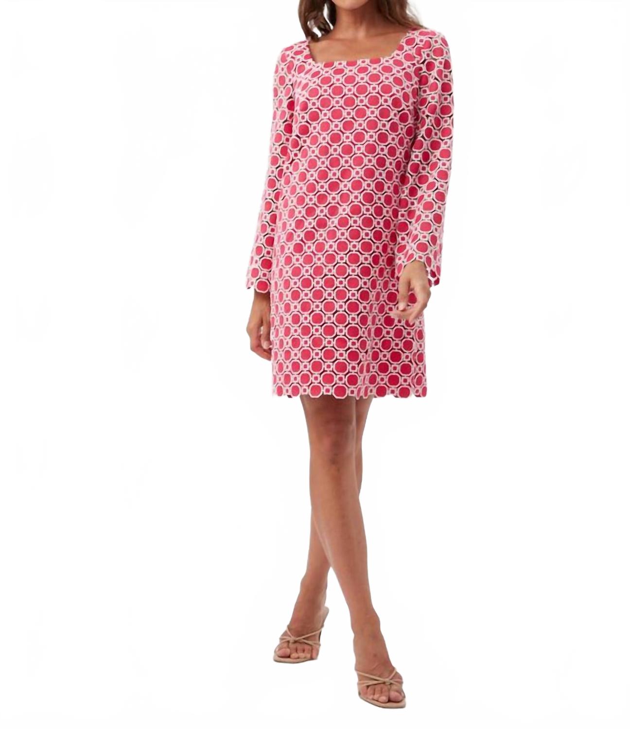 Ариэлла 2 Мини-платье в коралловой отделке Trina Turk
Ариэлла 2 Мини-платье в коралловой отделке Trina Turk