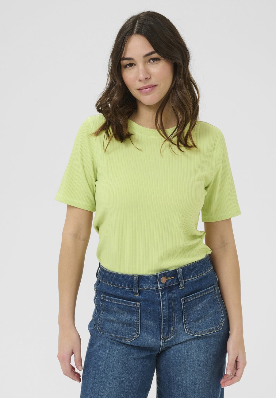 Футболка Kaffe SAMANTHA , Lettuce Green Cc/Light Green, Зеленый, Футболка Kaffe SAMANTHA , Lettuce Green Cc/Light Green
Футболка Kaffe SAMANTHA , Lettuce Green Cc/Light Green, Зеленый, Футболка Kaffe SAMANTHA , Lettuce Green Cc/Light Green
