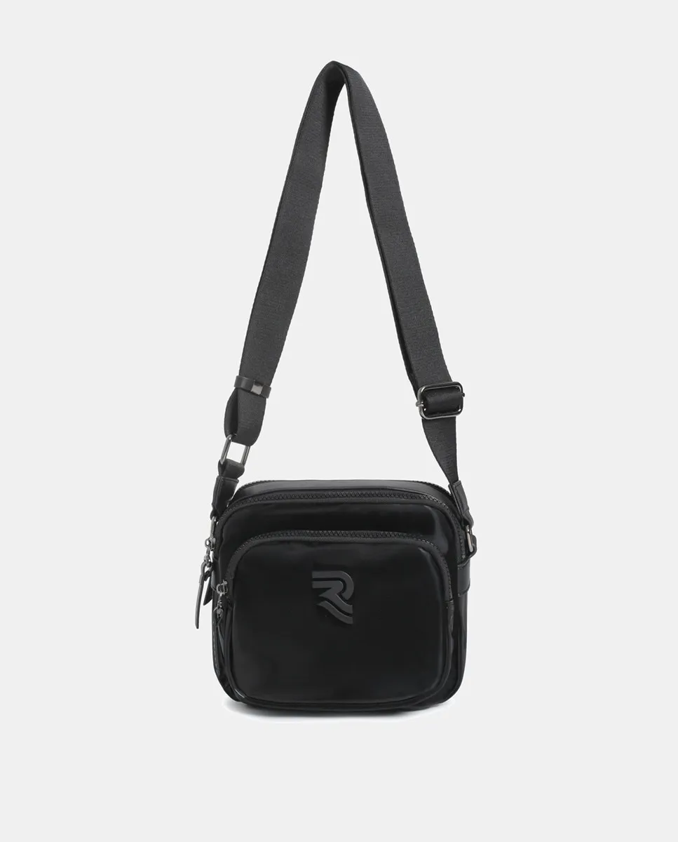 Техническая ткань для переноски через плечо Robert Pietri, черный
Техническая ткань для переноски через плечо Robert Pietri, черный