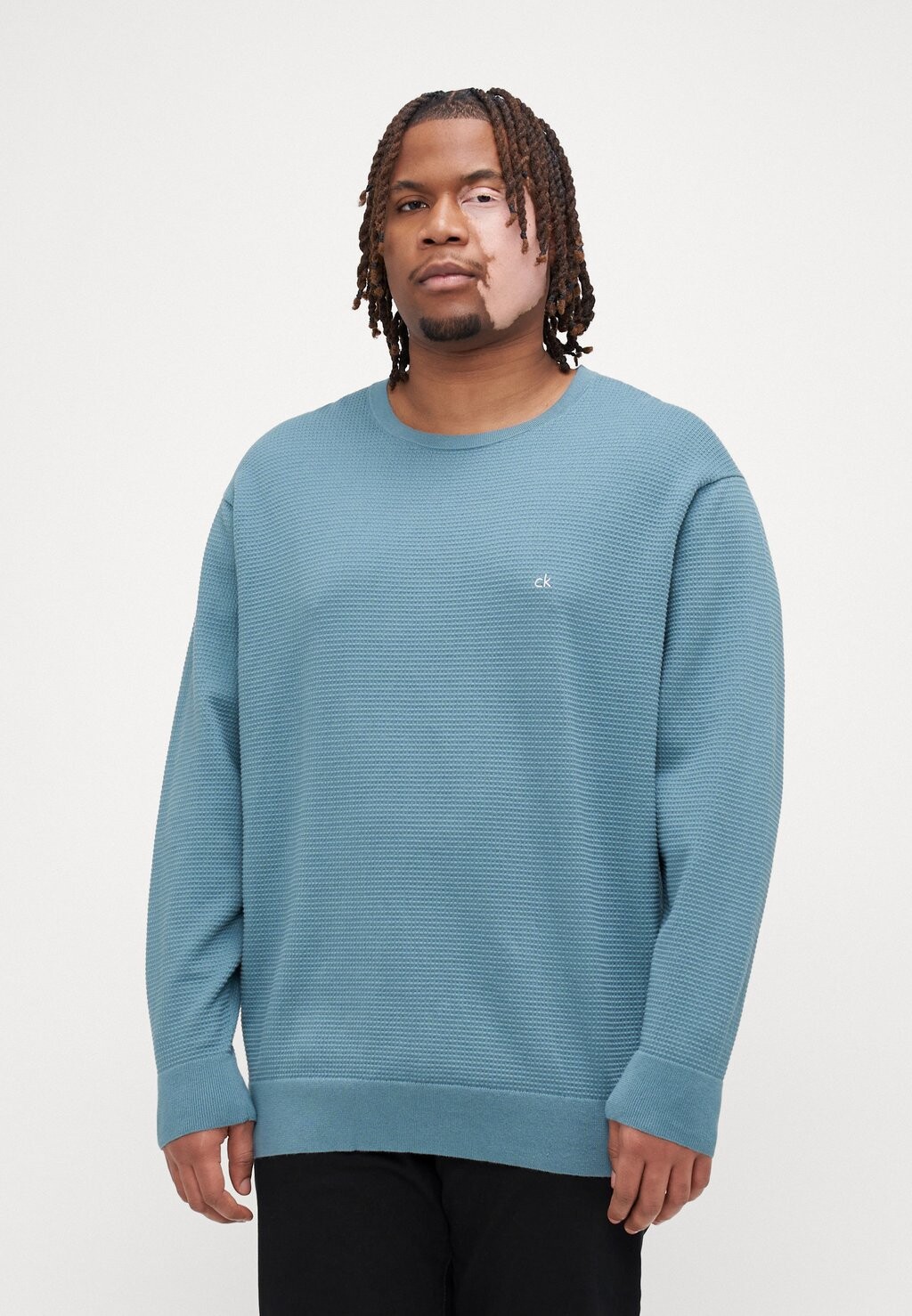 Джемпер WAFFLE TEXTURE SWEATER Calvin Klein, синий 
Джемпер WAFFLE TEXTURE SWEATER Calvin Klein, синий