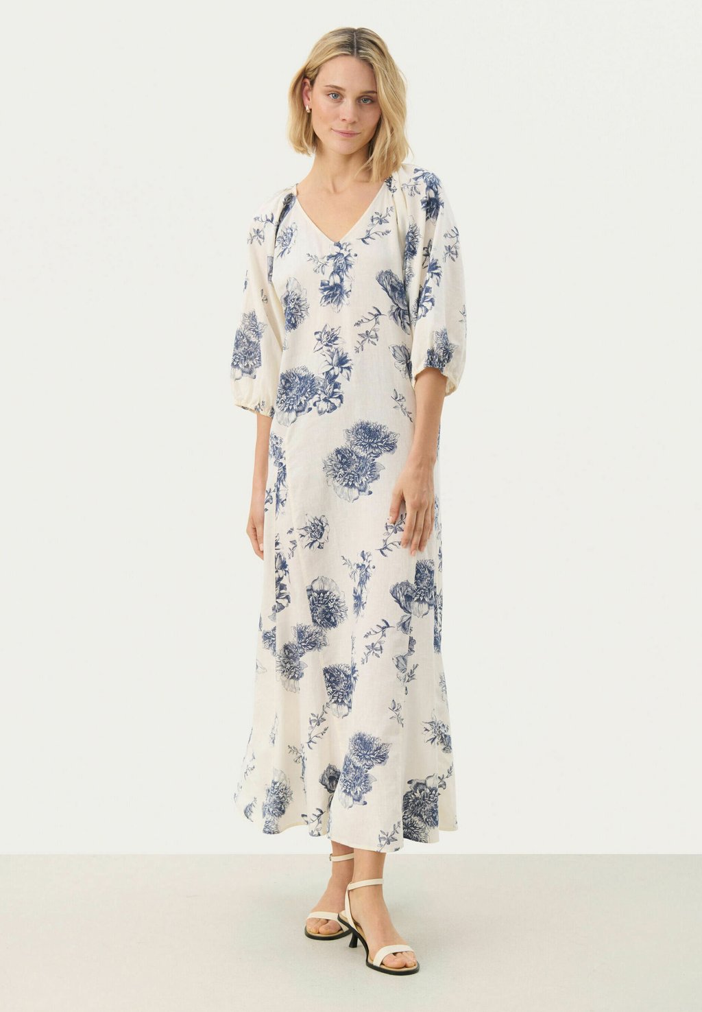 Платье макси RUTHYSPW DR Part Two, синий
Платье макси RUTHYSPW DR Part Two, синий