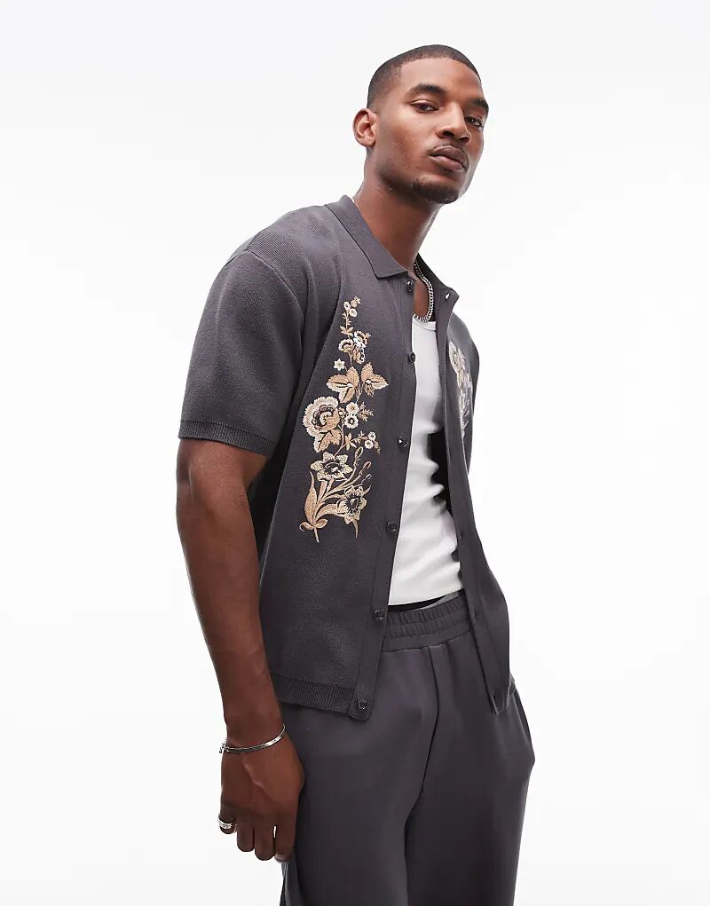 Свободная трикотажная рубашка с цветочной вышивкой серого цвета Topman
Свободная трикотажная рубашка с цветочной вышивкой серого цвета Topman