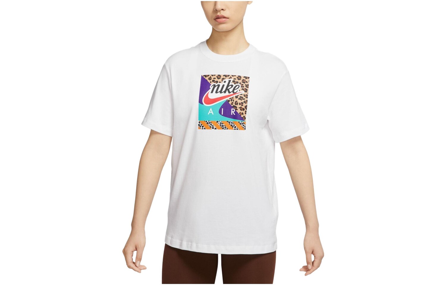 Женская футболка с круглым вырезом и леопардовым принтом в спортивном стиле в стиле ретро, белая Nike
Женская футболка с круглым вырезом и леопардовым принтом в спортивном стиле в стиле ретро, белая Nike