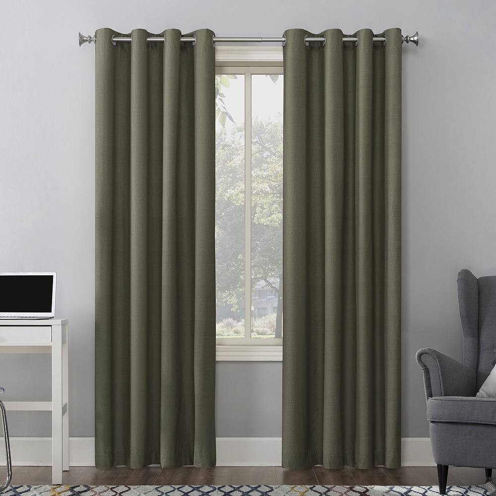 Sun Zero Cameron 100% затемняющая теплоизолированная панель с одинарной шторой, цвет Olive Green
Sun Zero Cameron 100% затемняющая теплоизолированная панель с одинарной шторой, цвет Olive Green