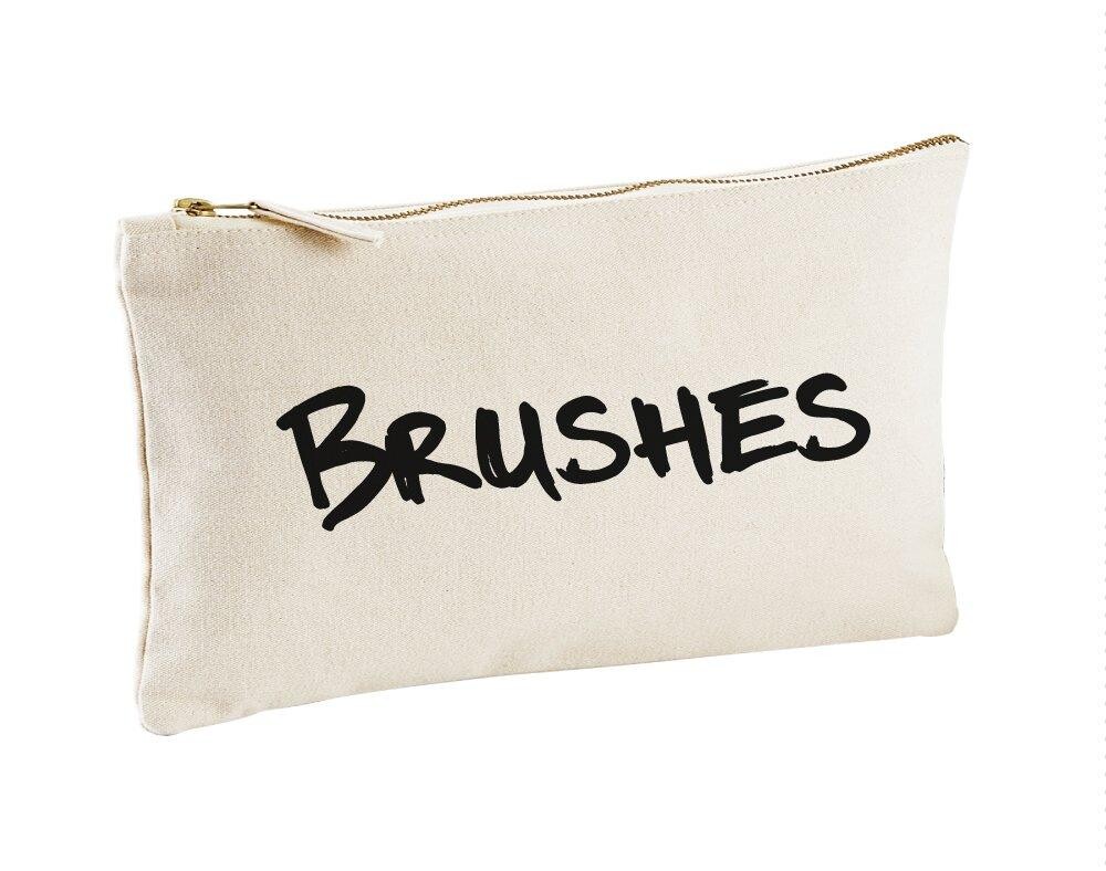 Кисти из натурального холста, косметичка 60 SECOND MAKEOVER, бежевый
Кисти из натурального холста, косметичка 60 SECOND MAKEOVER, бежевый