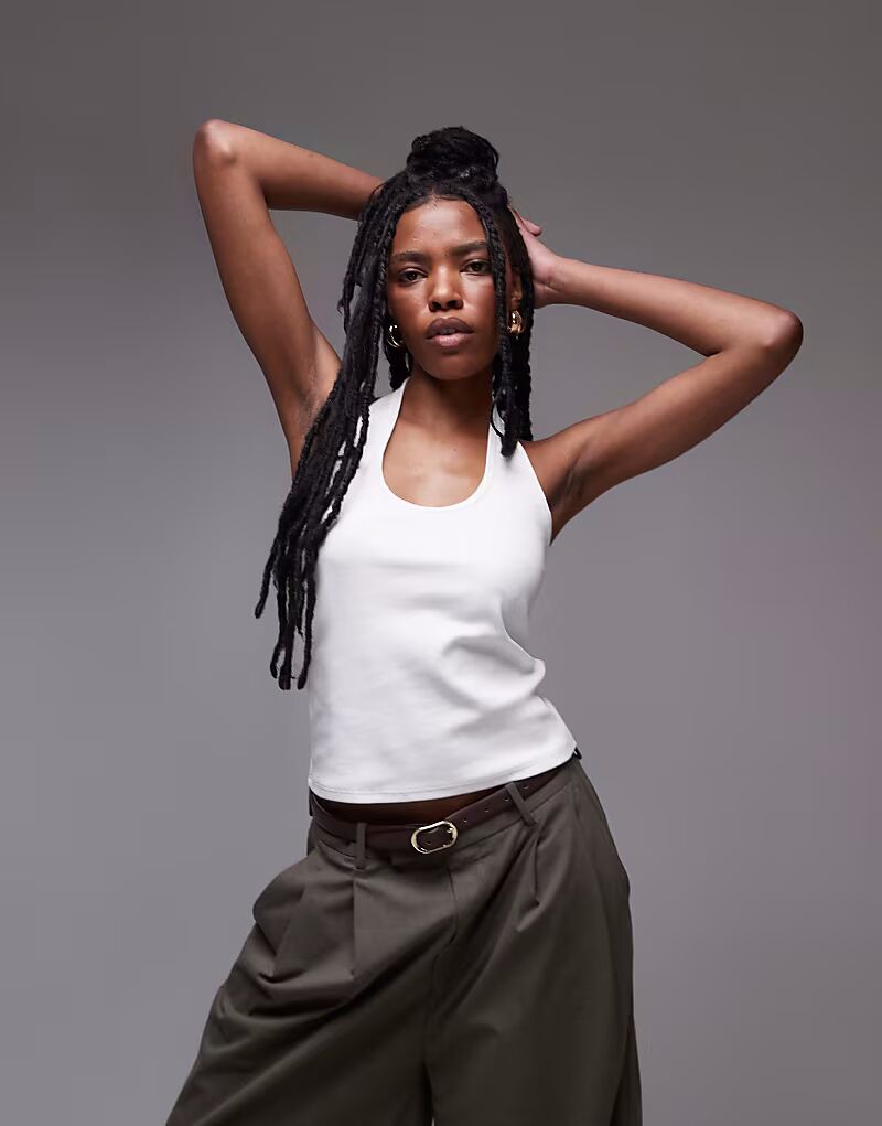 Топ Topshop с резинкой на шее белого цвета
Топ Topshop с резинкой на шее белого цвета