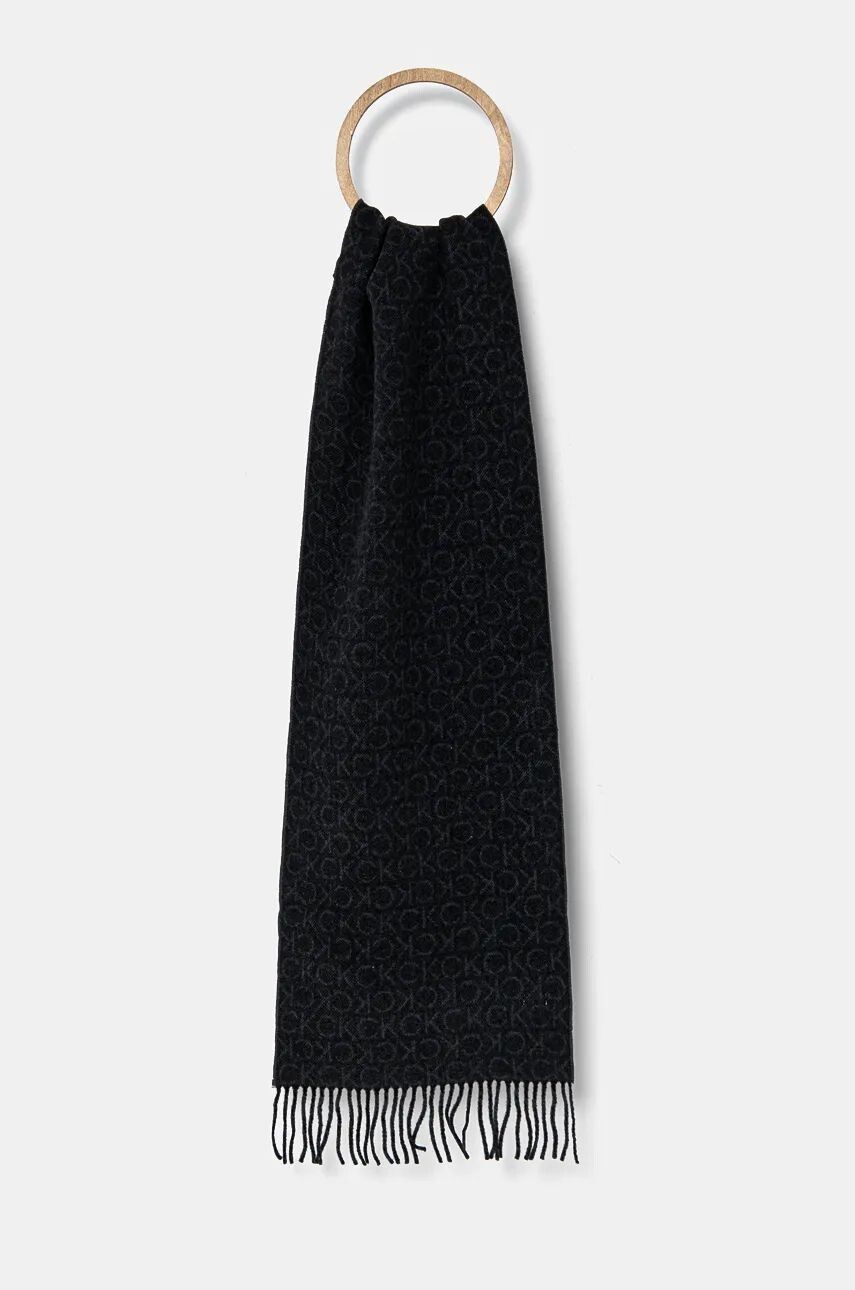 Шарф Calvin Klein, черный
Шарф Calvin Klein, черный