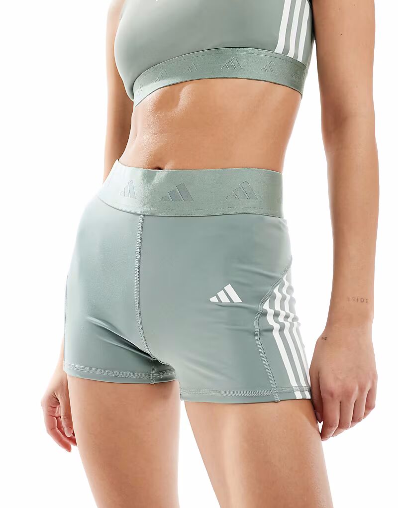 Шорты Adidas Training Hyperglam 3 дюйма серебристо-зеленого цвета Adidas Performance
Шорты Adidas Training Hyperglam 3 дюйма серебристо-зеленого цвета Adidas Performance