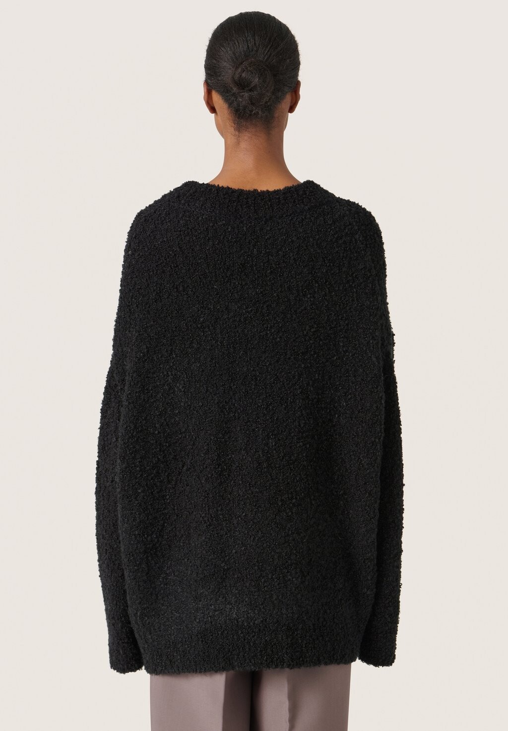 Джемпер BABBETTE Soaked in Luxury, черный
Джемпер BABBETTE Soaked in Luxury, черный