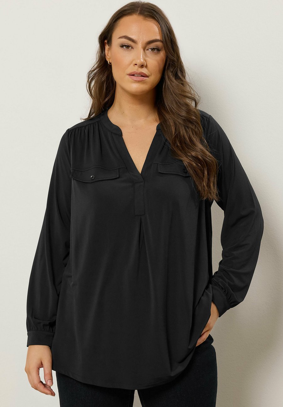Блуза Evans Blouse, Black/Anthracite
Блуза Evans Blouse, Black/Anthracite