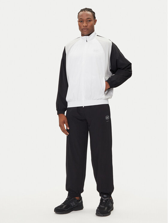 Спортивный костюм regular fit 7M000928 AF13137 UC001 Ea7 Emporio Armani, чёрный
Спортивный костюм regular fit 7M000928 AF13137 UC001 Ea7 Emporio Armani, чёрный