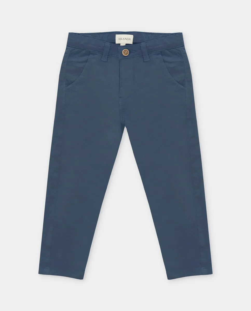 Брюки из саржи для мальчика с шлевками на поясе, темно-синего цвета Martín Aranda
Брюки из саржи для мальчика с шлевками на поясе, темно-синего цвета Martín Aranda