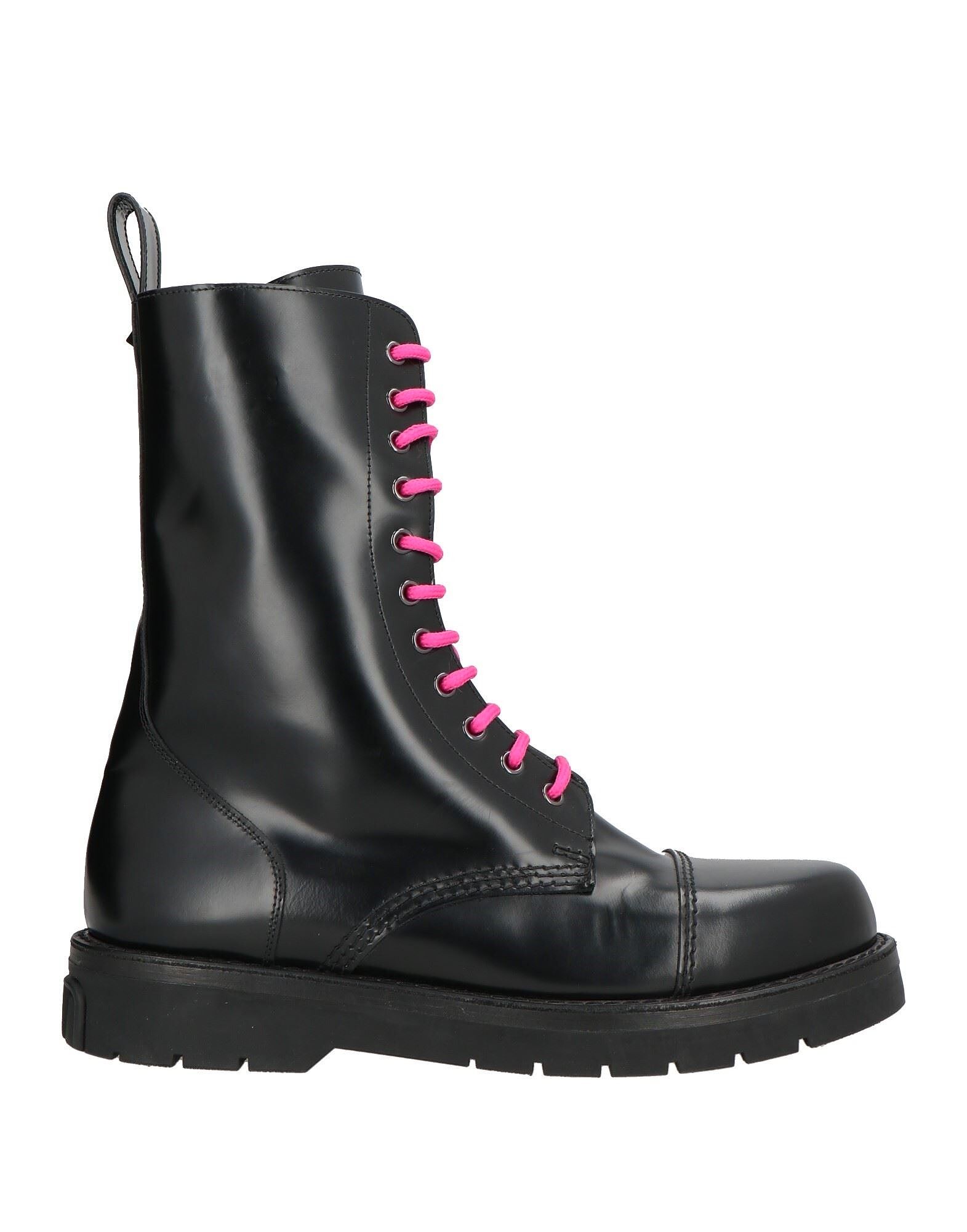 Ботинки Valentino Garavani, черный
Ботинки Valentino Garavani, черный