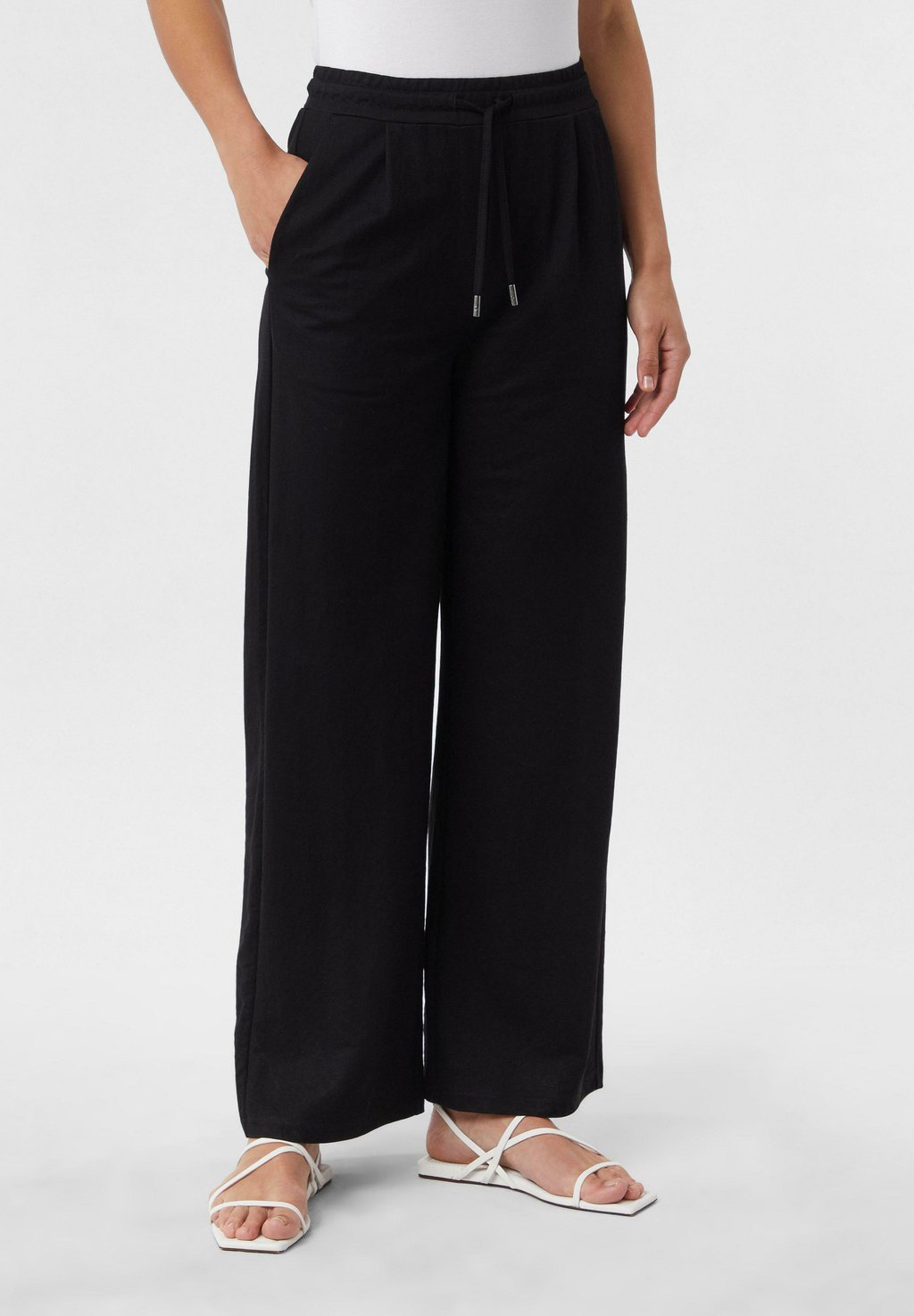 Брюки comma casual identity, черный
Брюки comma casual identity, черный