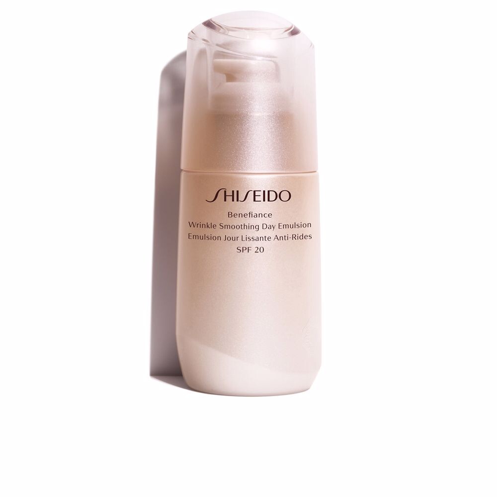 Крем против морщин Benefiance wrinkle smoothing day emulsion spf20 Shiseido, 75 мл
Крем против морщин Benefiance wrinkle smoothing day emulsion spf20 Shiseido, 75 мл