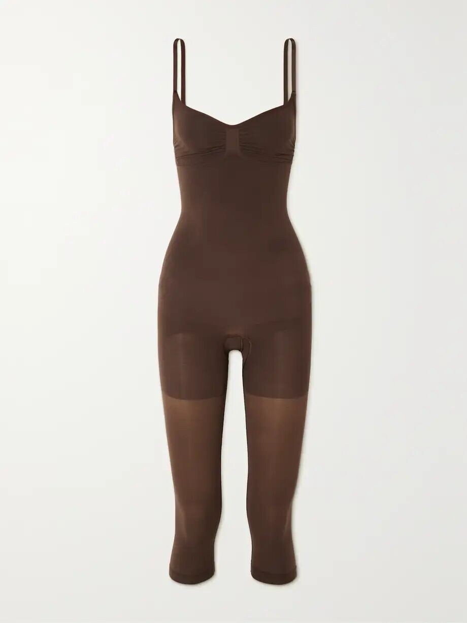 Бесшовный комбинезон Sculpt Skims, цвет Neutral
Бесшовный комбинезон Sculpt Skims, цвет Neutral